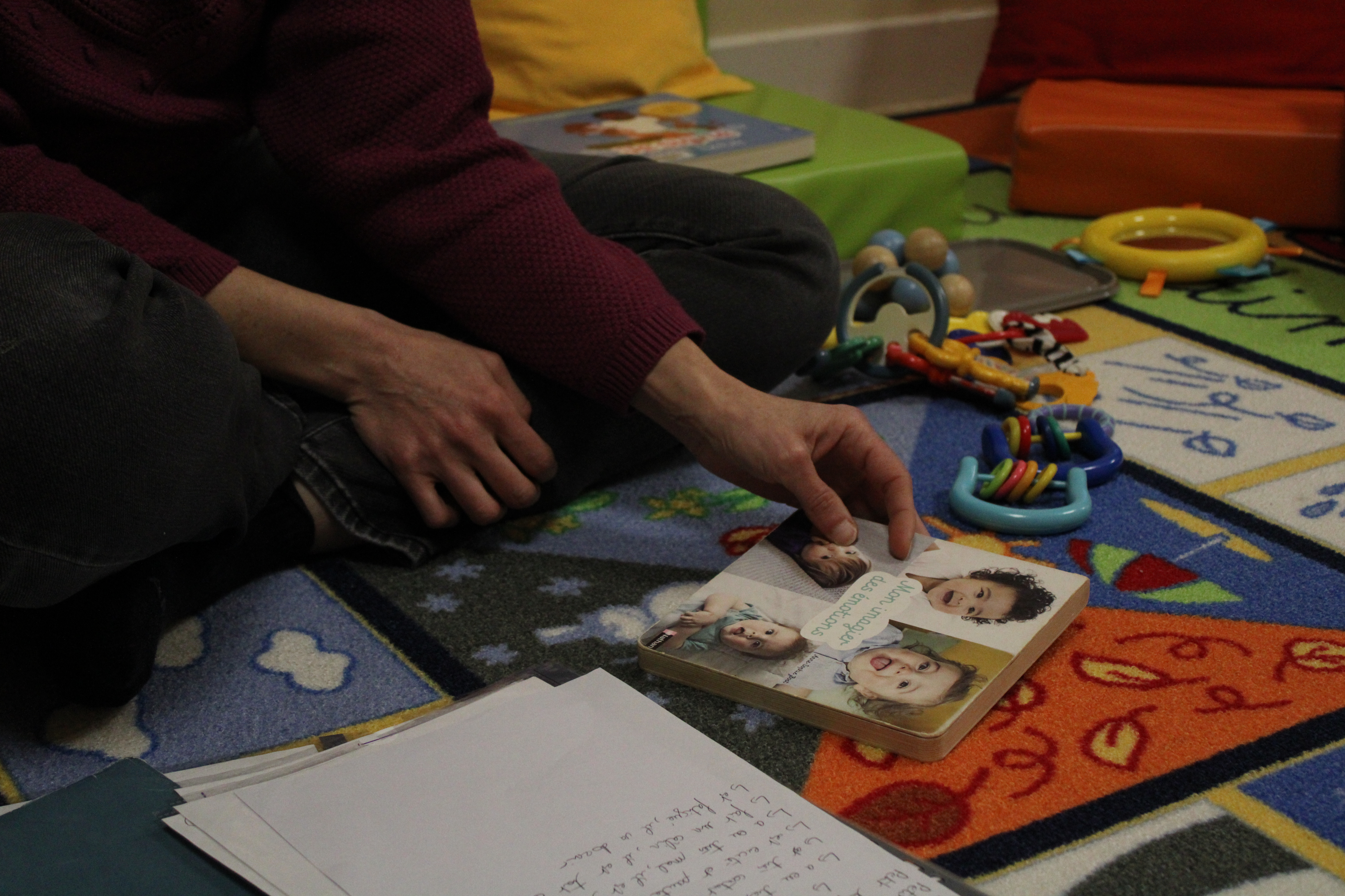 At Parent_hèses - Comptines et histoires signés _16_.JPG