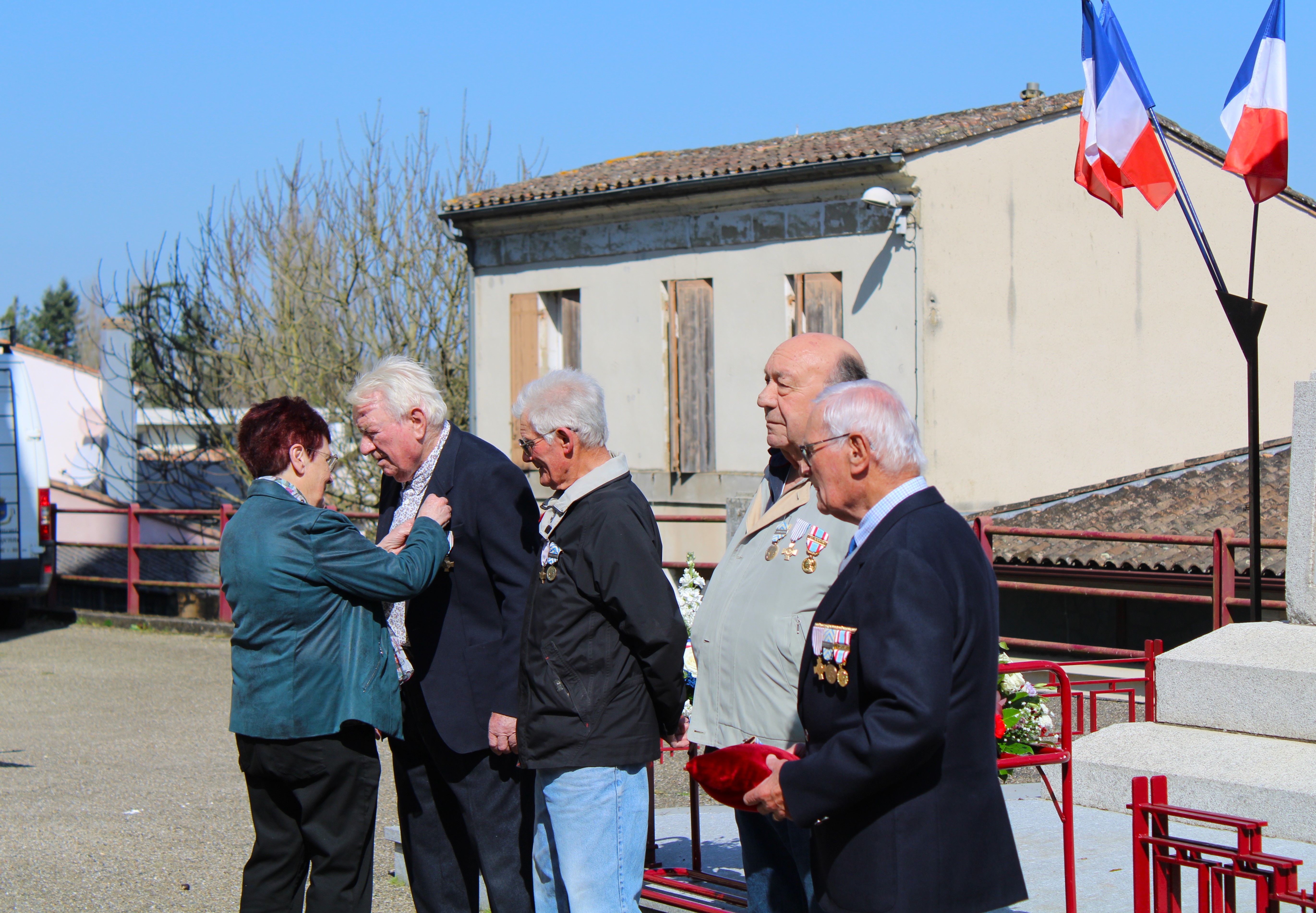 Cérémonie 19-03-26 _15_.JPG