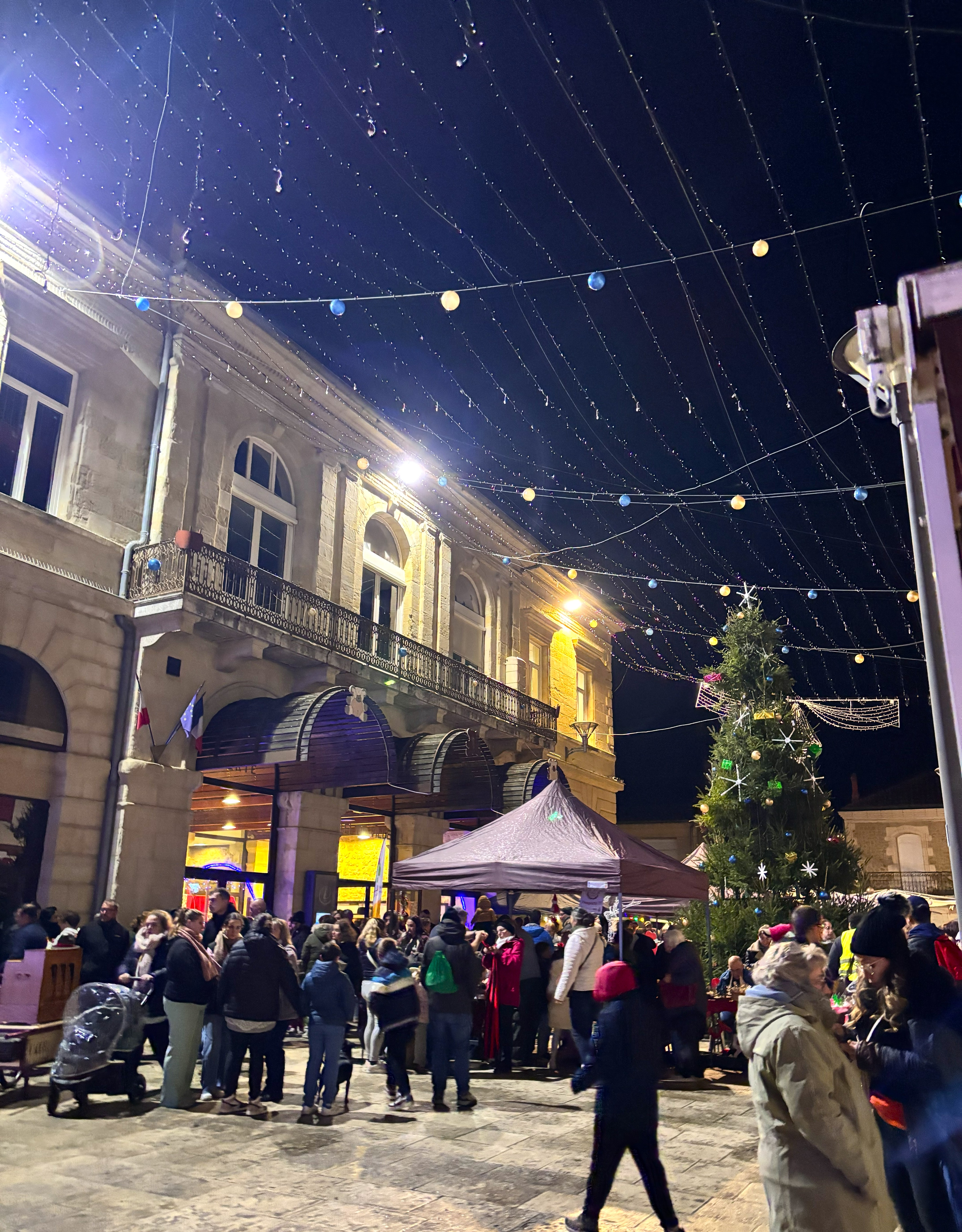 Illuminations 05-12 _25_.jpg