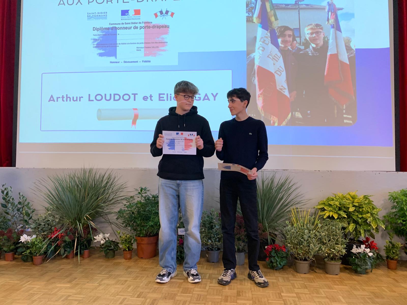 Arthur et Eliott.jpg