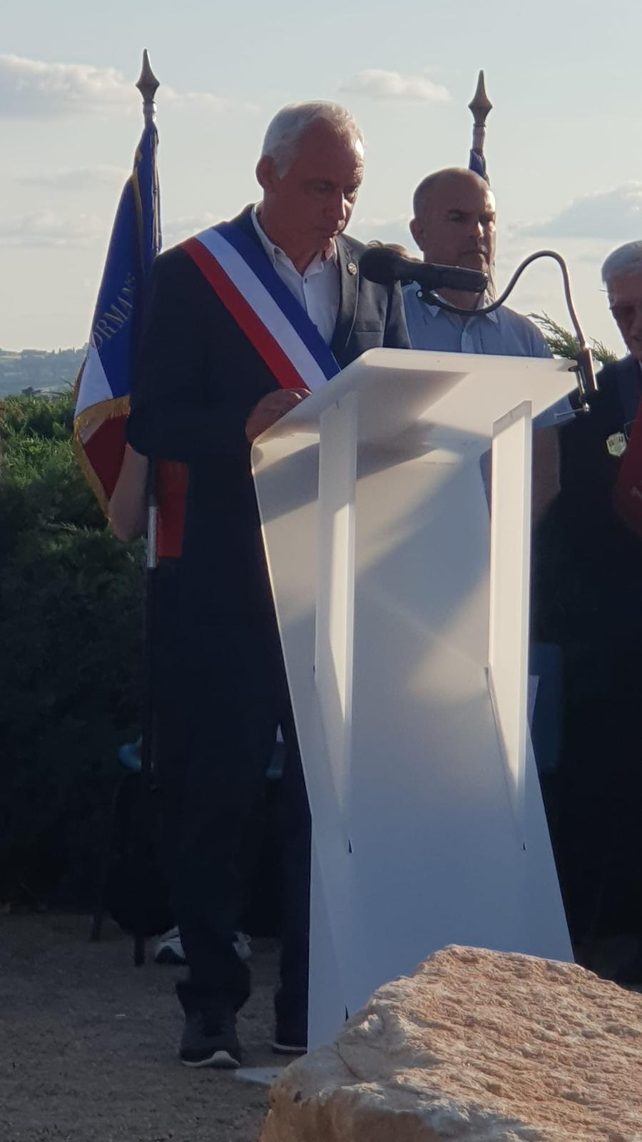 3. Le maire Frédéric VALLOS