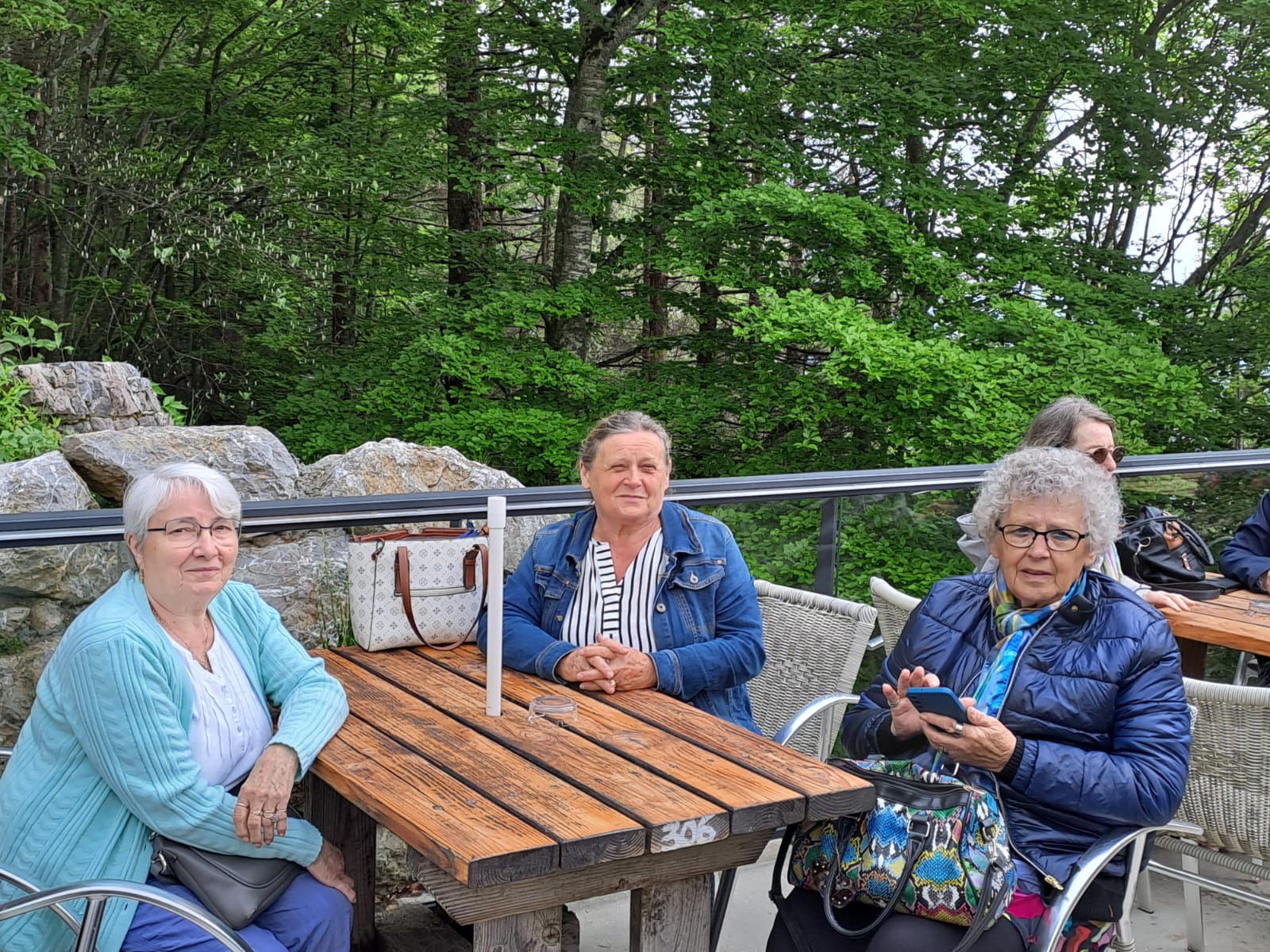 2025-05-23 22.43.43-11.jpg