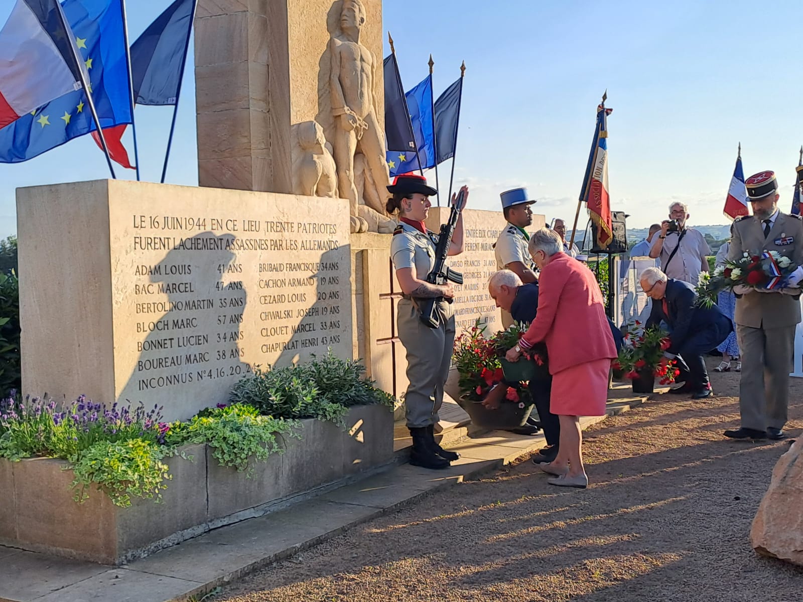 17. Dépôt des gerbes