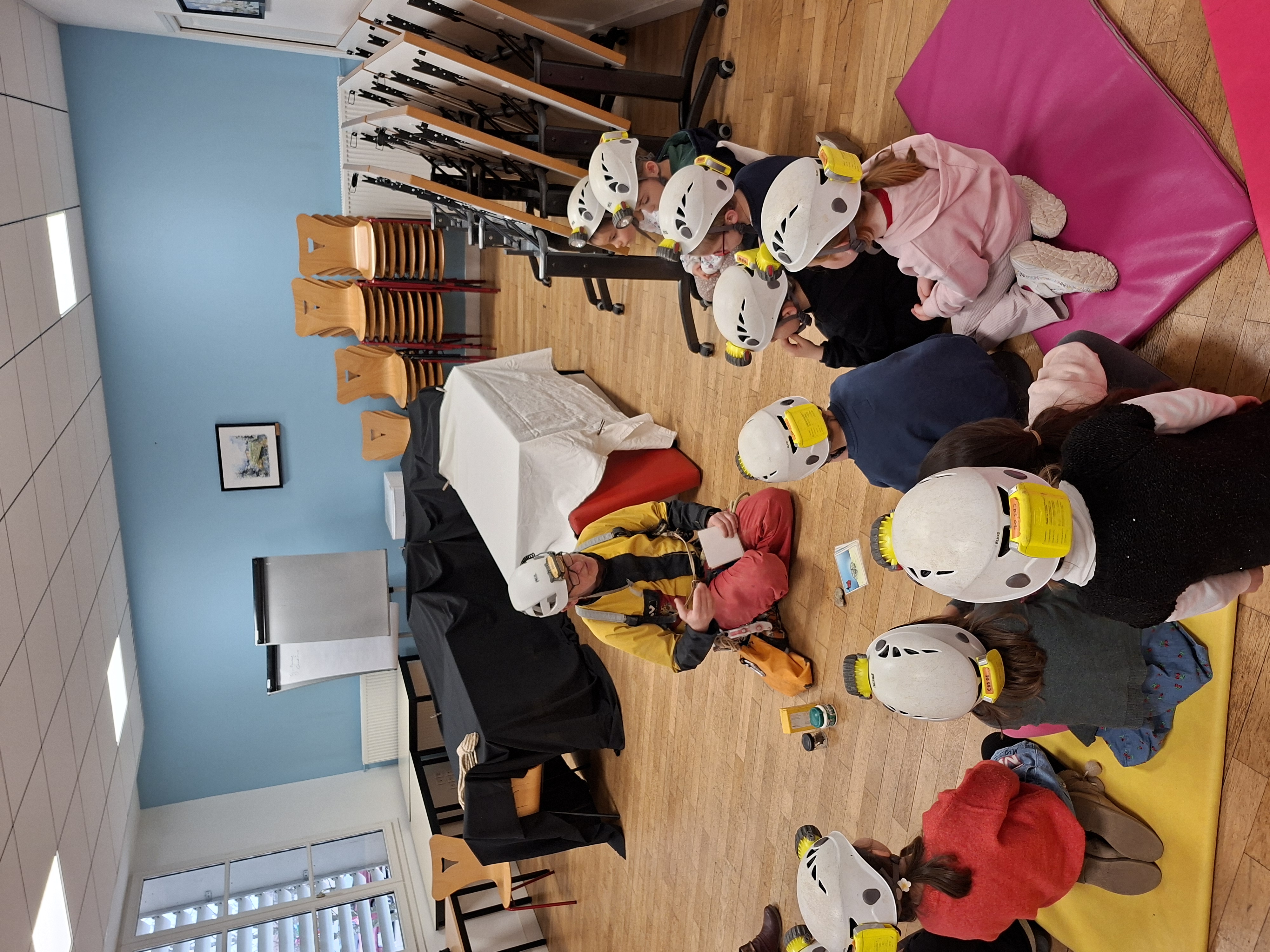 animation spéléo scolaires _2_.jpg