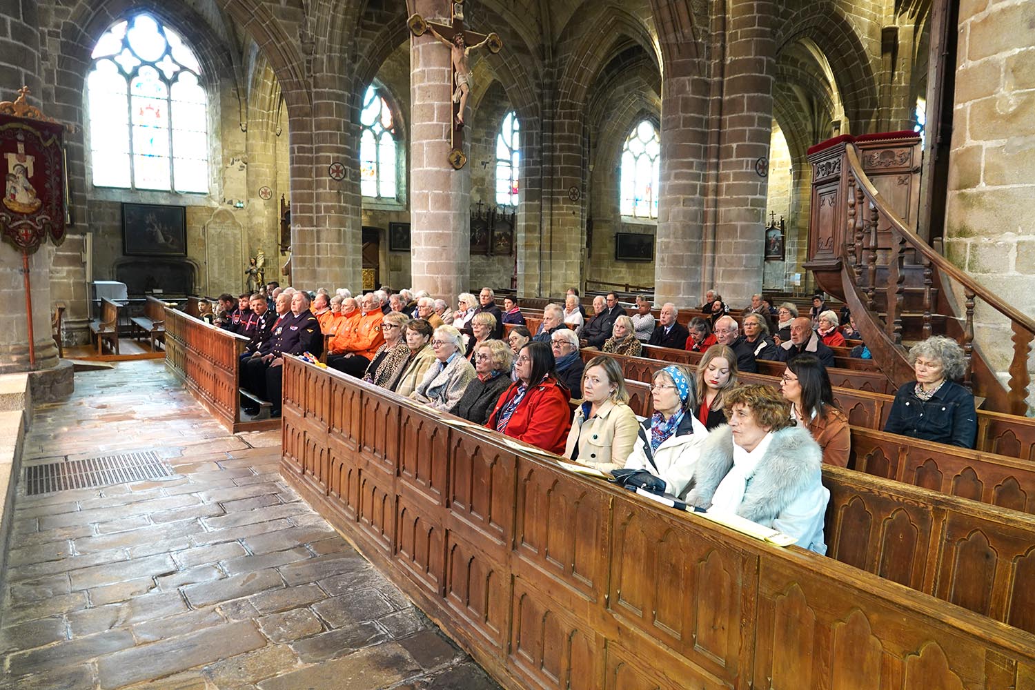 2025 5 8 cérémonie messe.jpg