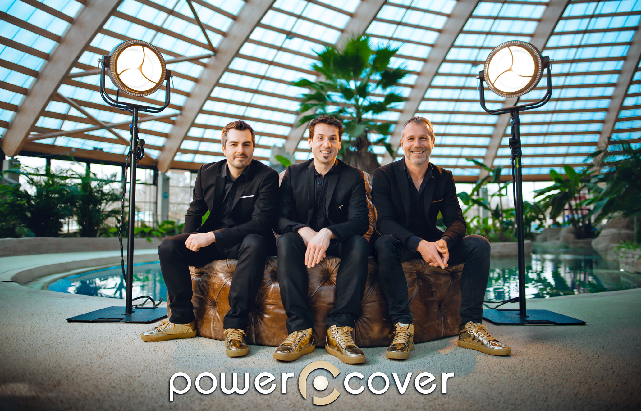 POWERCOVER AFFICHE.jpg