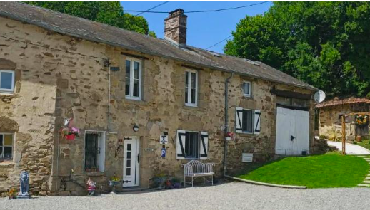 Chantilly cottage