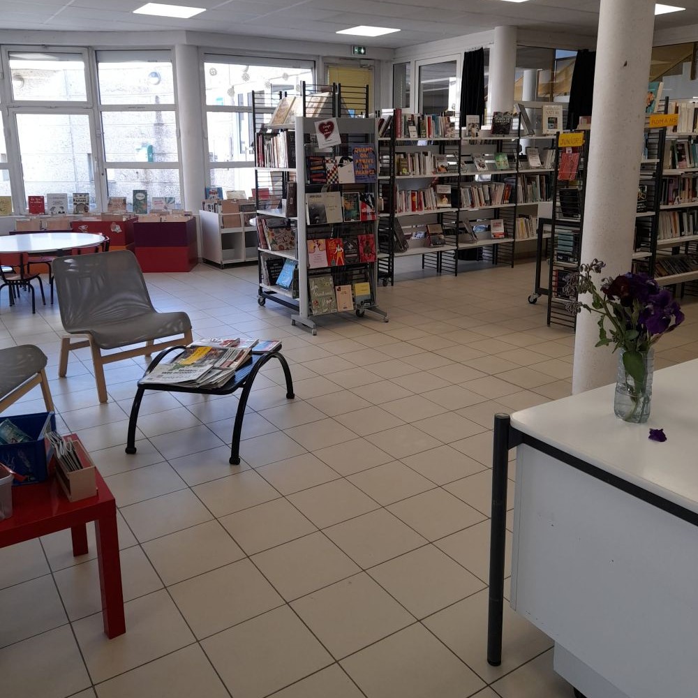 2026-04-15-Mediatheque réamenagement 2.jpg