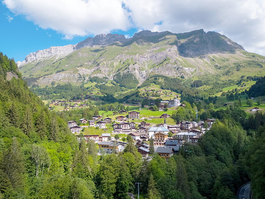 Mon beau village 2023.jpg