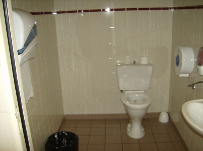 Toilettes 1.jpg