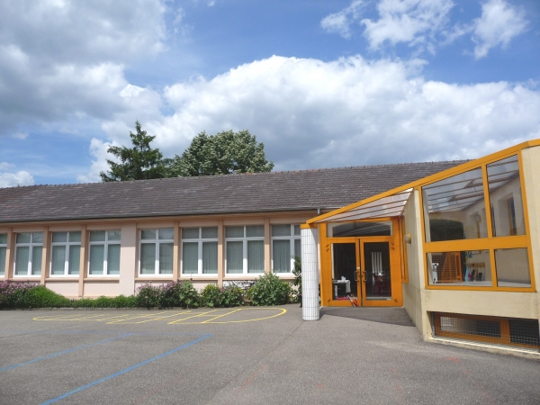 Ecole primaire pasteur.jpg