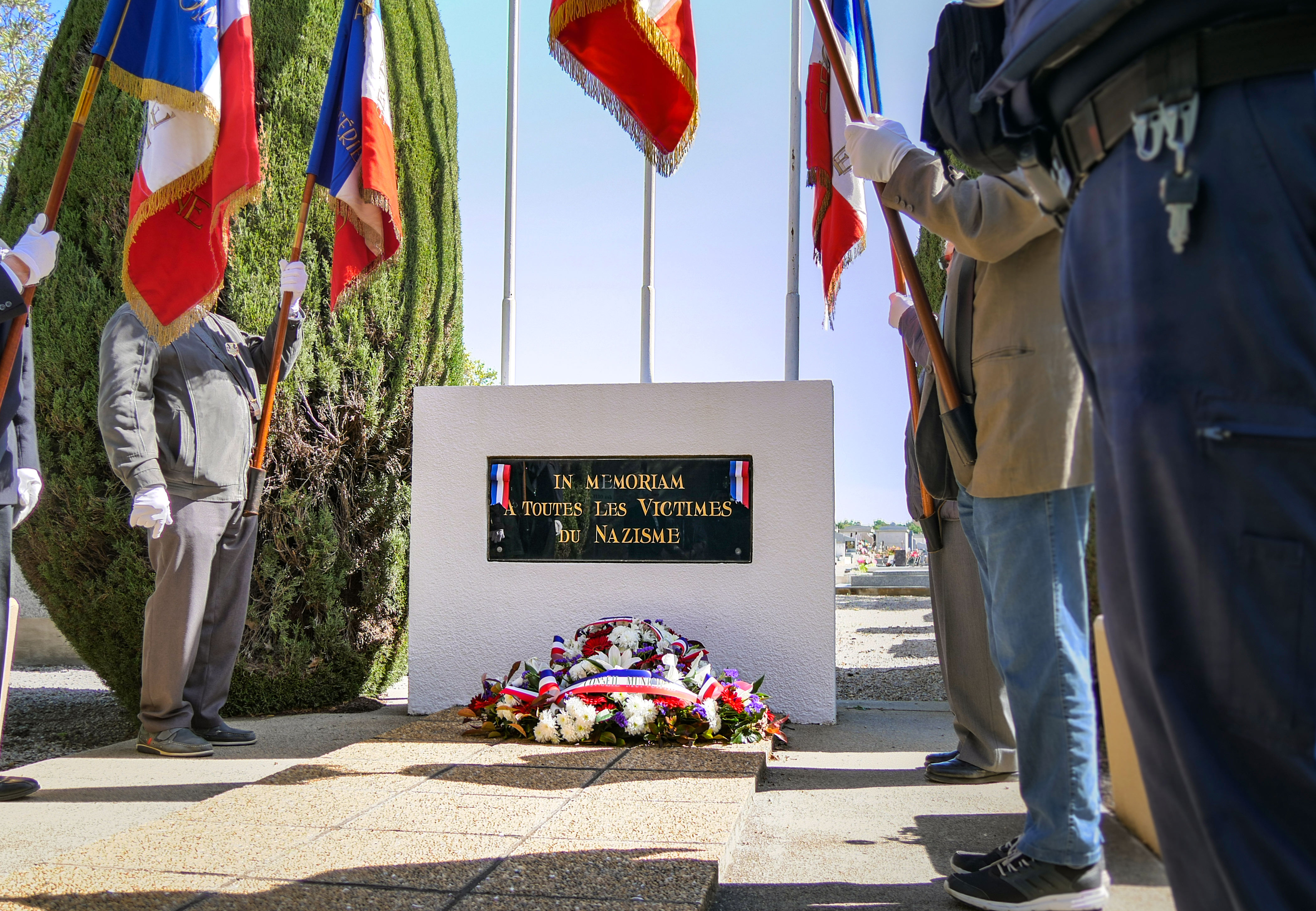 Souvenir-victimes-du-nazisme.jpg