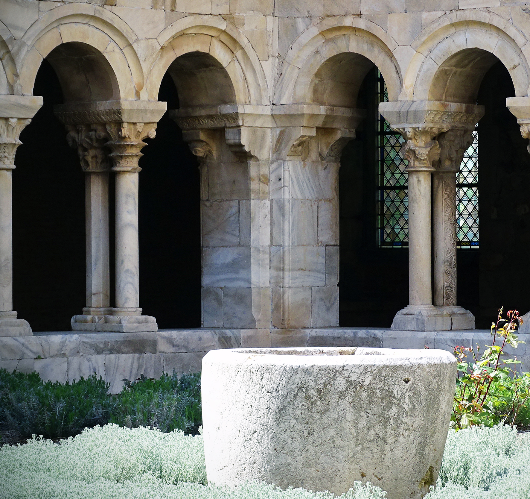 cloitre_Elne_PHOTO3.jpg