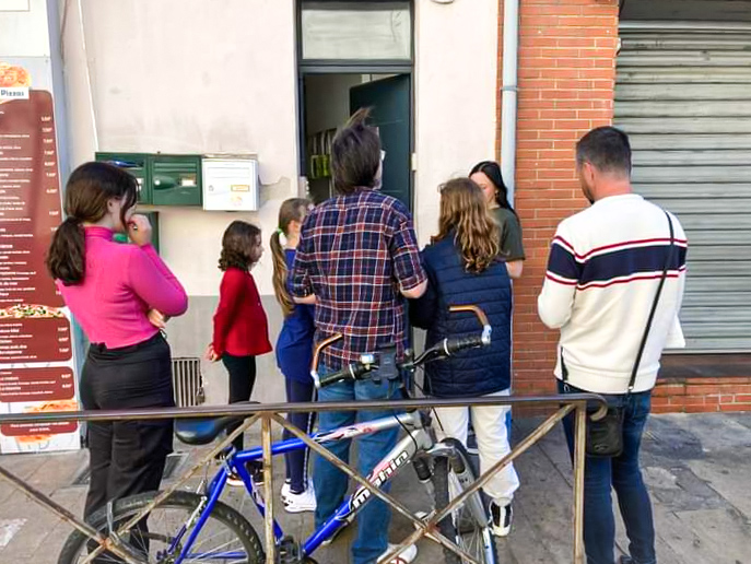 Porte à porte Pietonnisation 20 avril avec CCJ.jpg