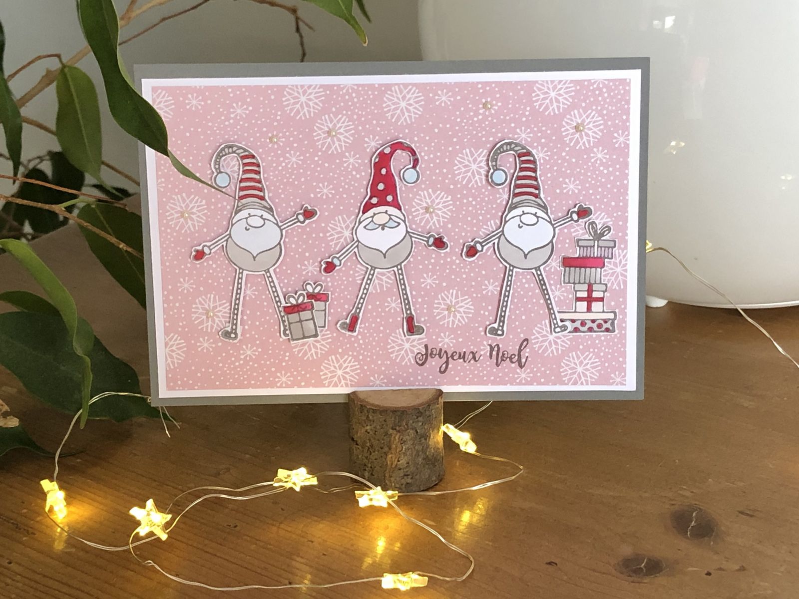 carte noel touche de scrap 1.jpeg