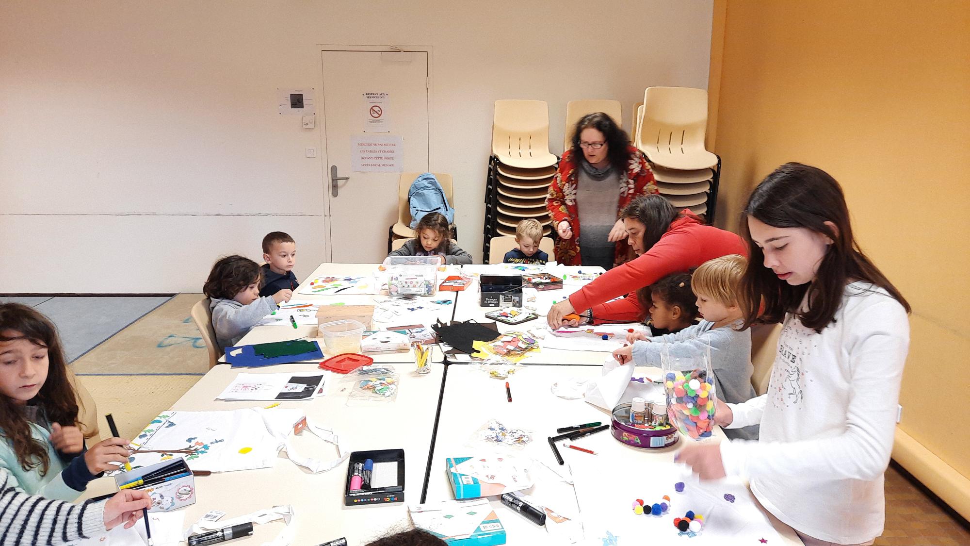 Atelier sacs à livres.jpg
