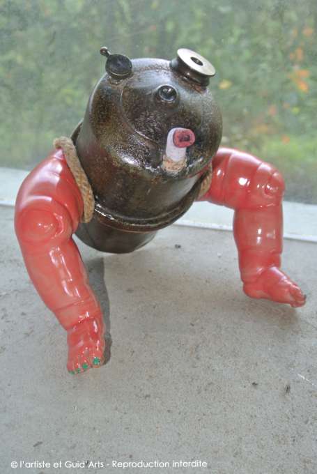 Mégot Man.  16CMX16CM.jpg