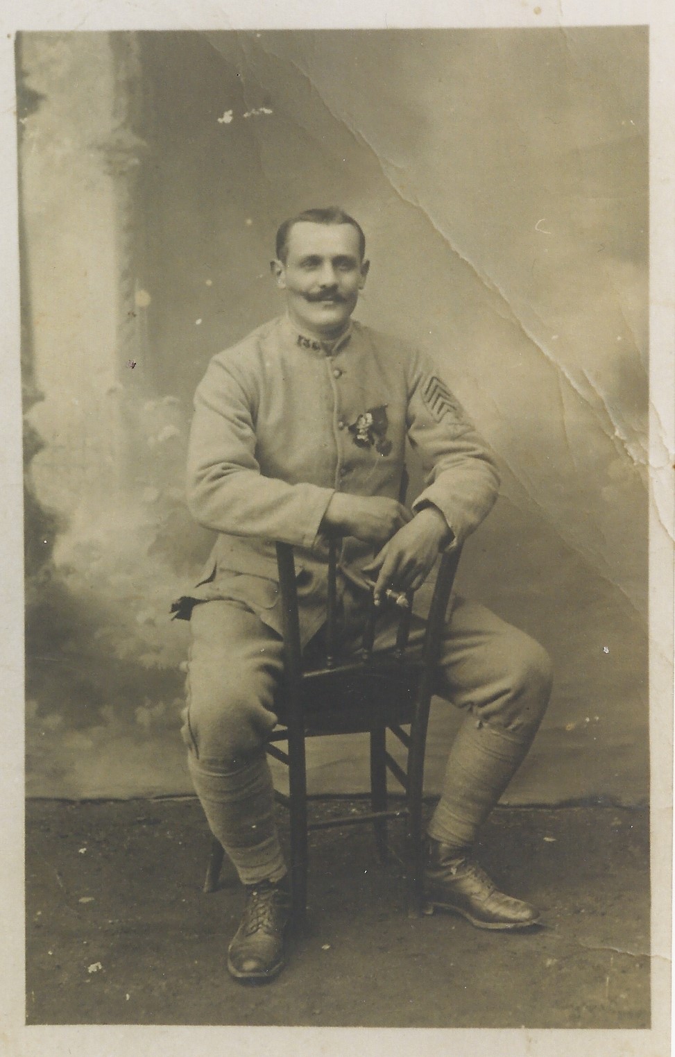 14-18 Latour Jean Fernand photo soldat.jpg