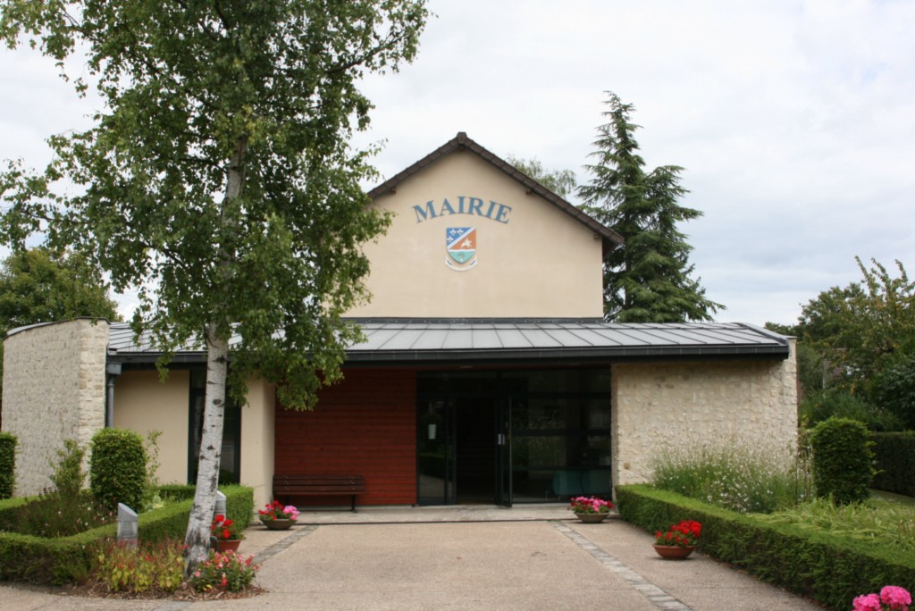 photos mairie Mours.jpg