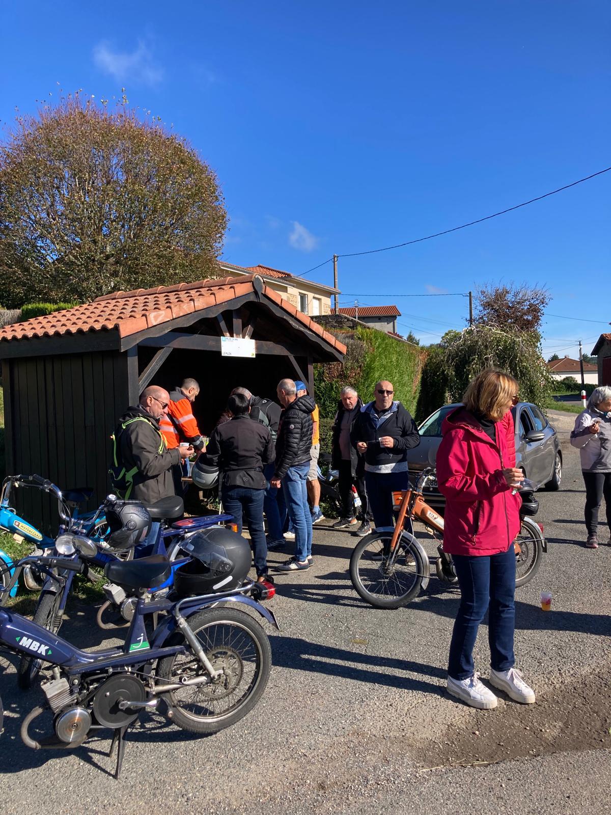Journée Mobylette 10.jpg
