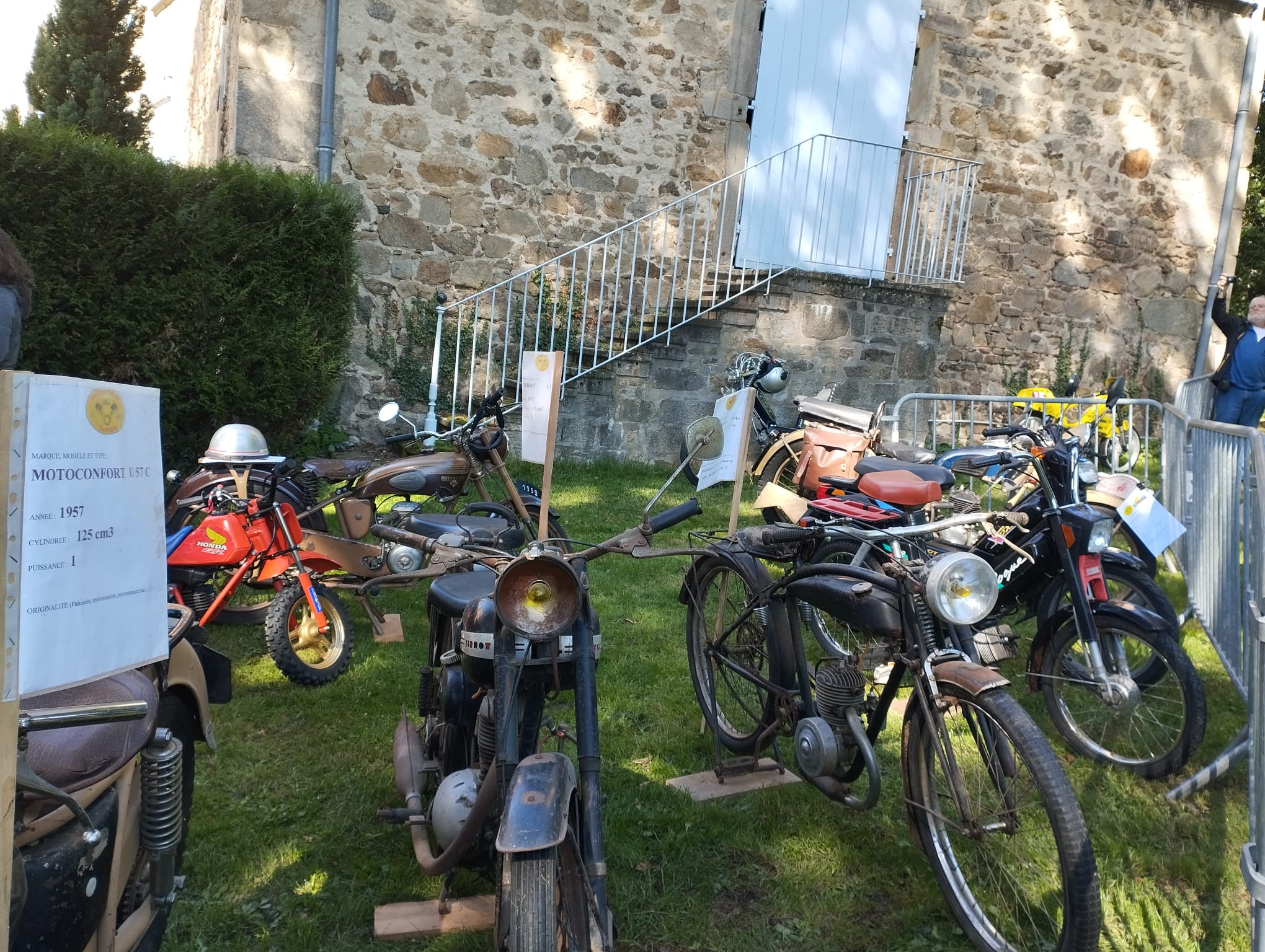 Journée Mobylette 13.jpg