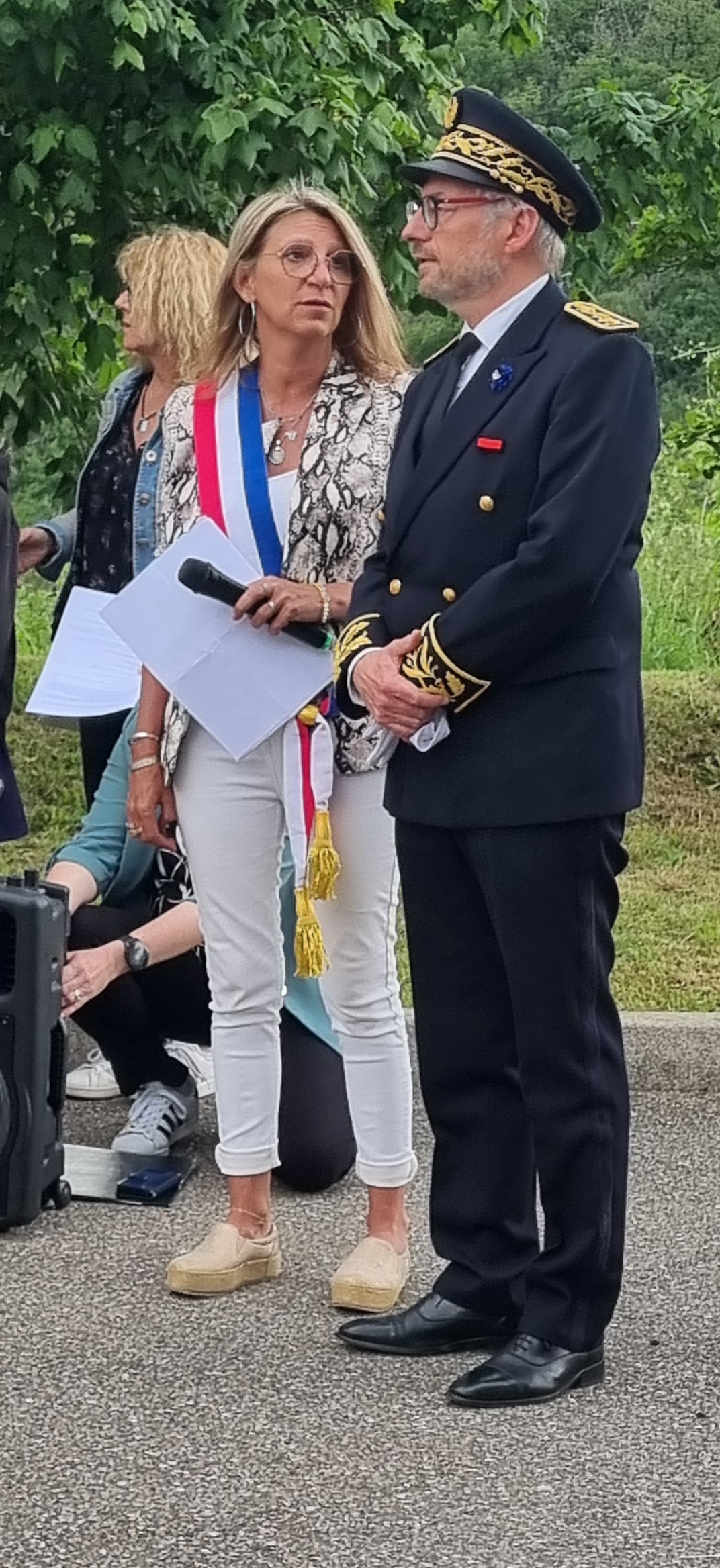 Commémoration du 8 mai 45 - Fred et le sénateur - 13 MAI 2024 -.jpg