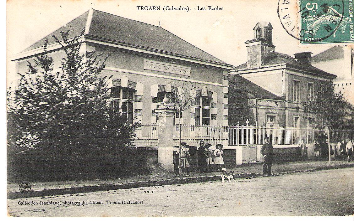 Ecole 1910 2.jpg