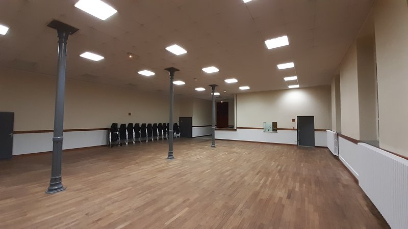 salle des colonnes.jpg