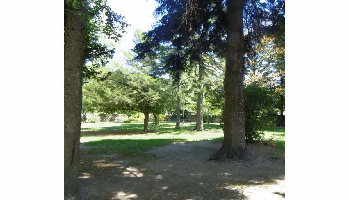 Parc Adèle Clément1.jpg
