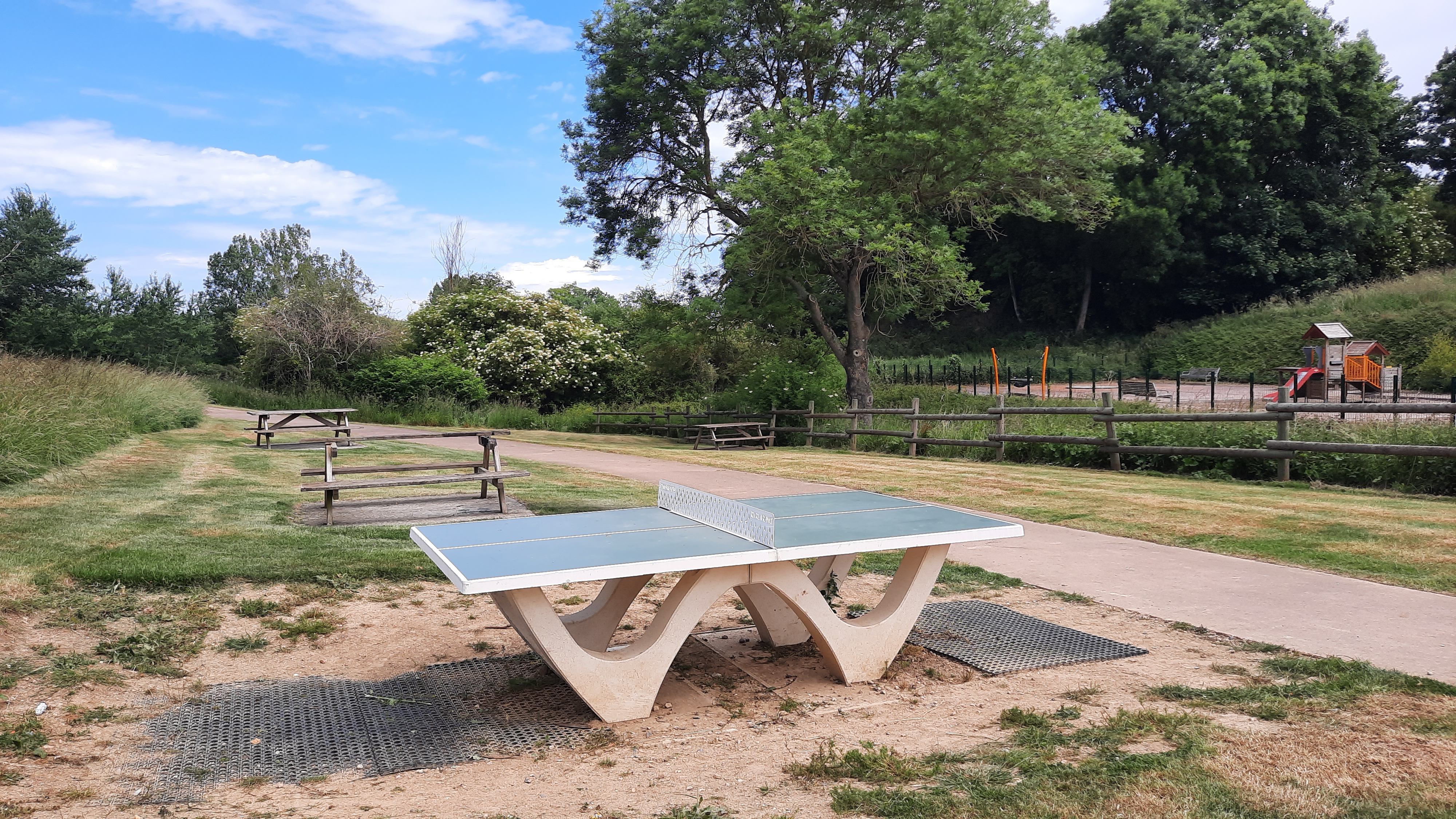 Tennis de table en plein air