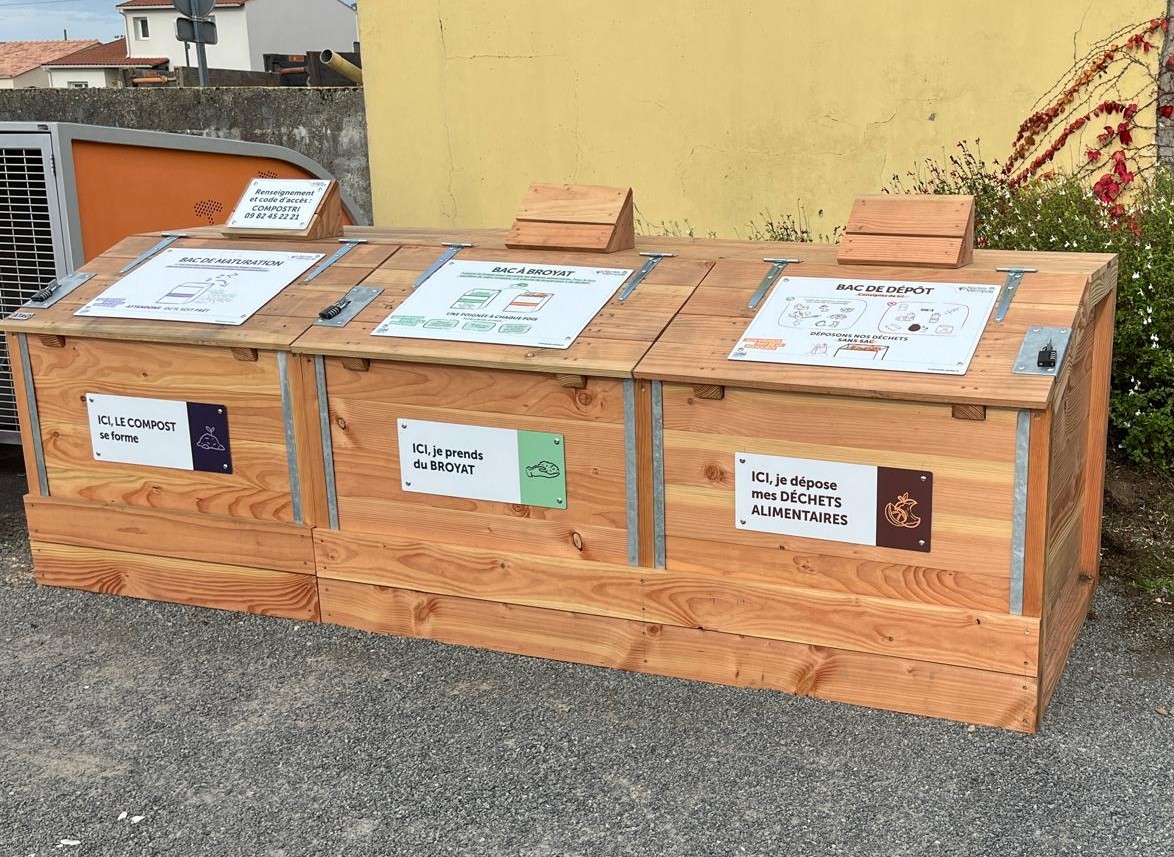 Composteur collectif_Rue des prés.jpeg