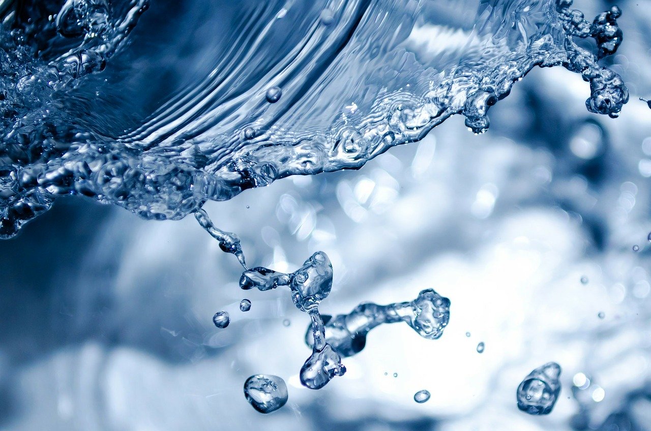 eau eclaboussure.jpg