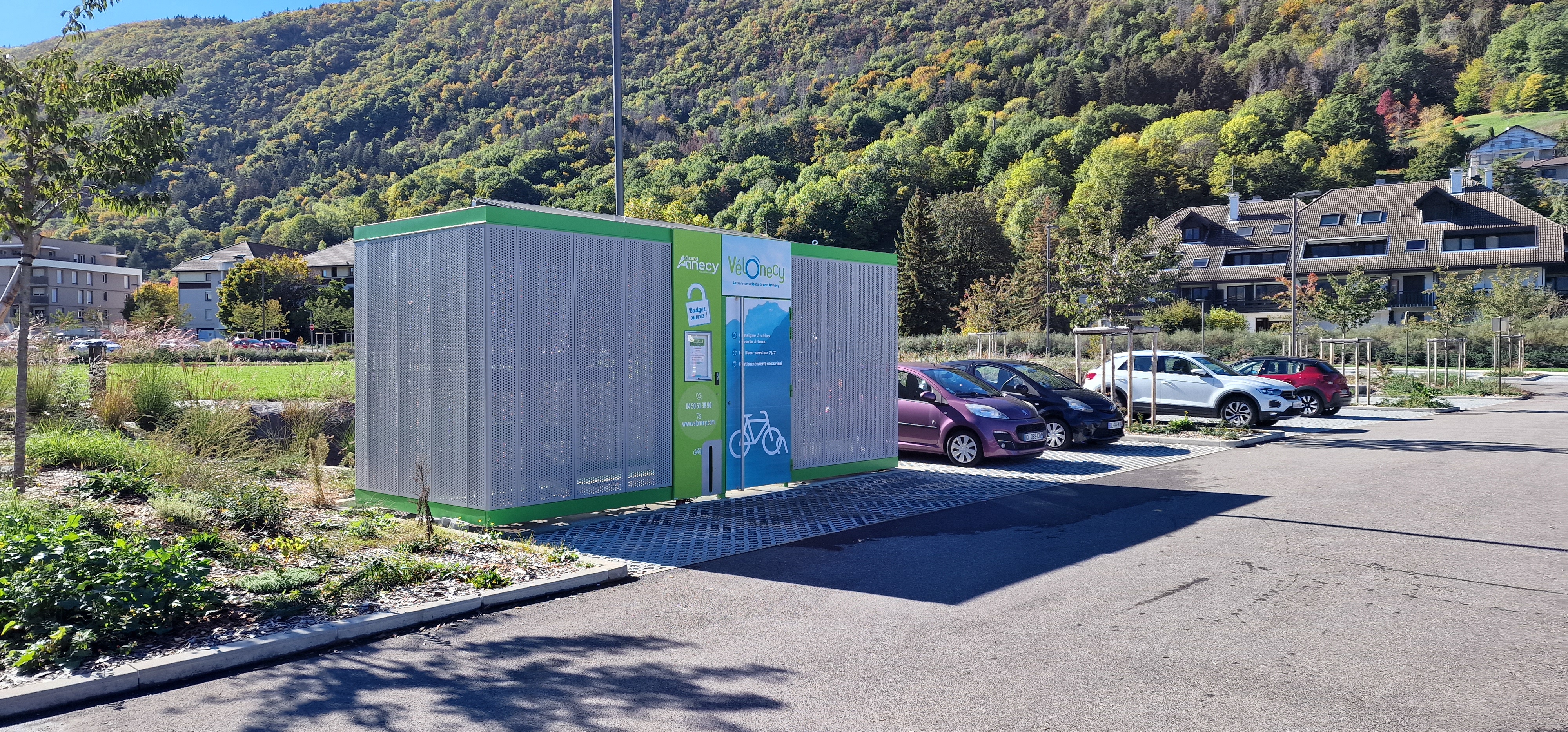 Vélonecy : Consigne vélo parking de la Liaz