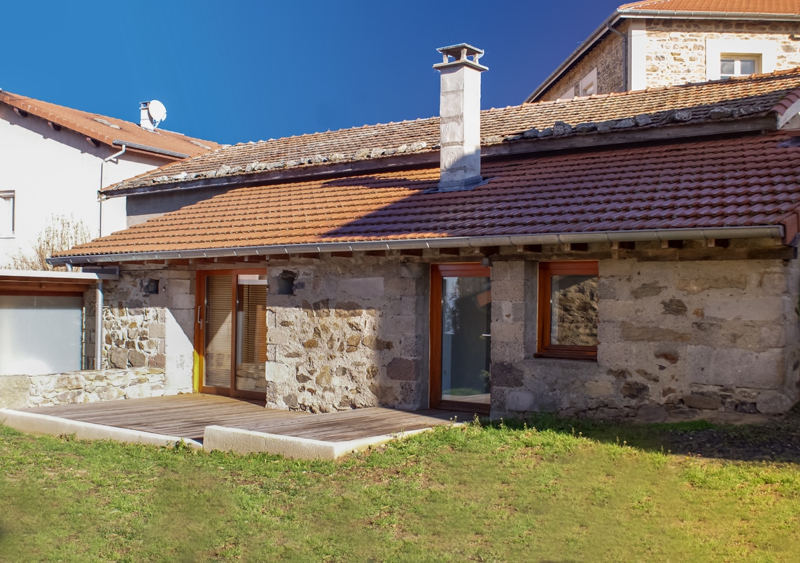 Maisonnette extérieure-nano.jpg