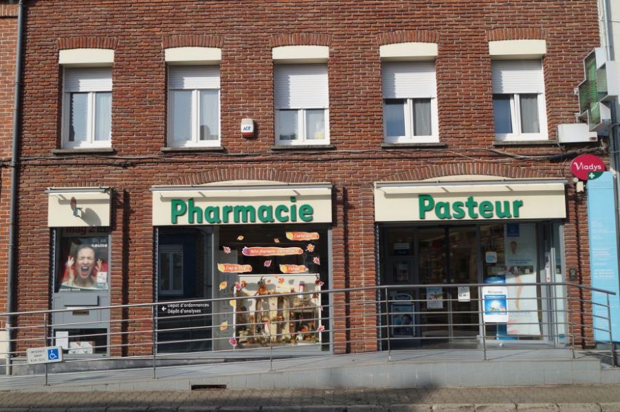 Pharmacie Pasteur.JPG
