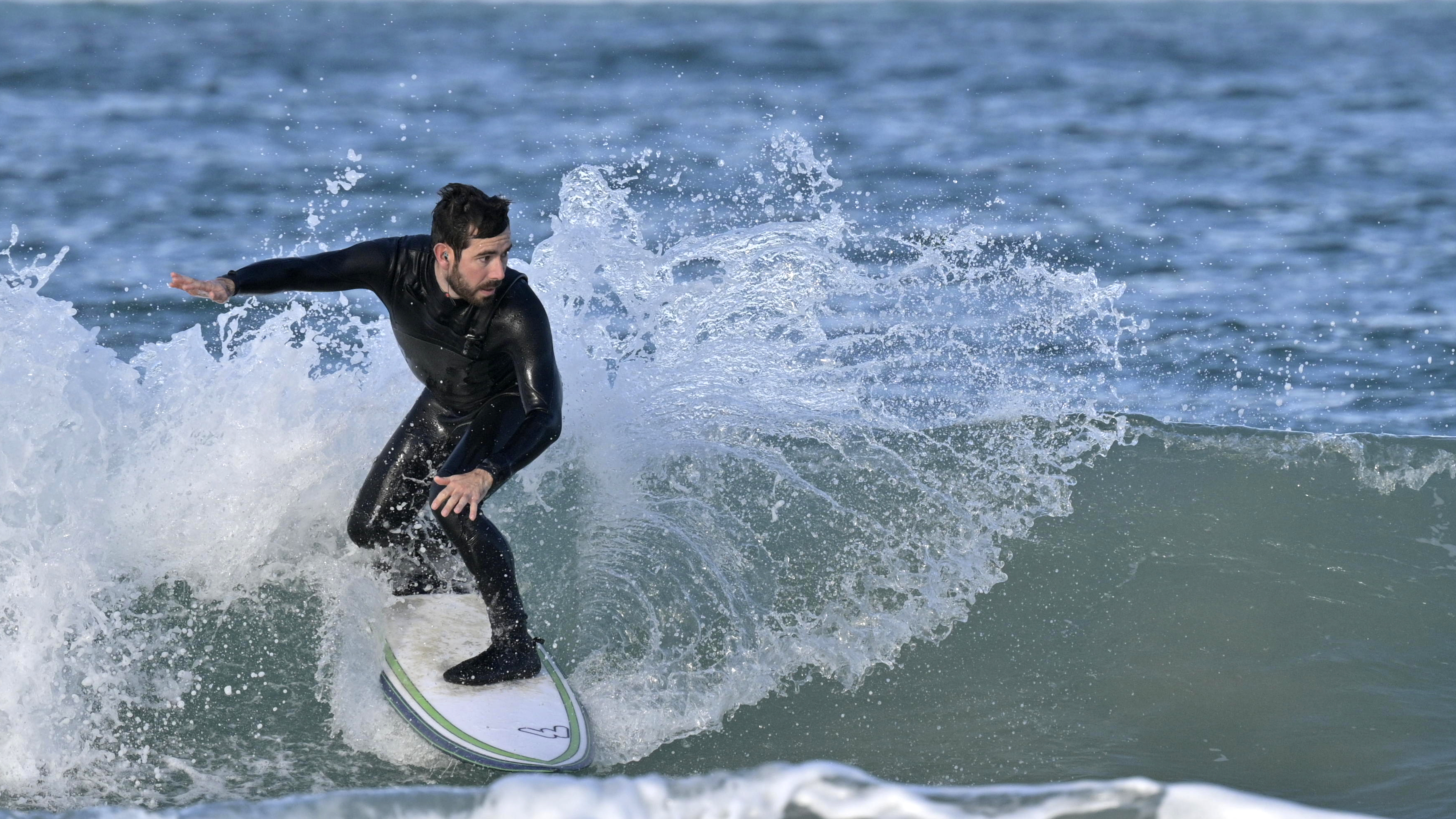 Philippe vincent Surfer la vague.jpg