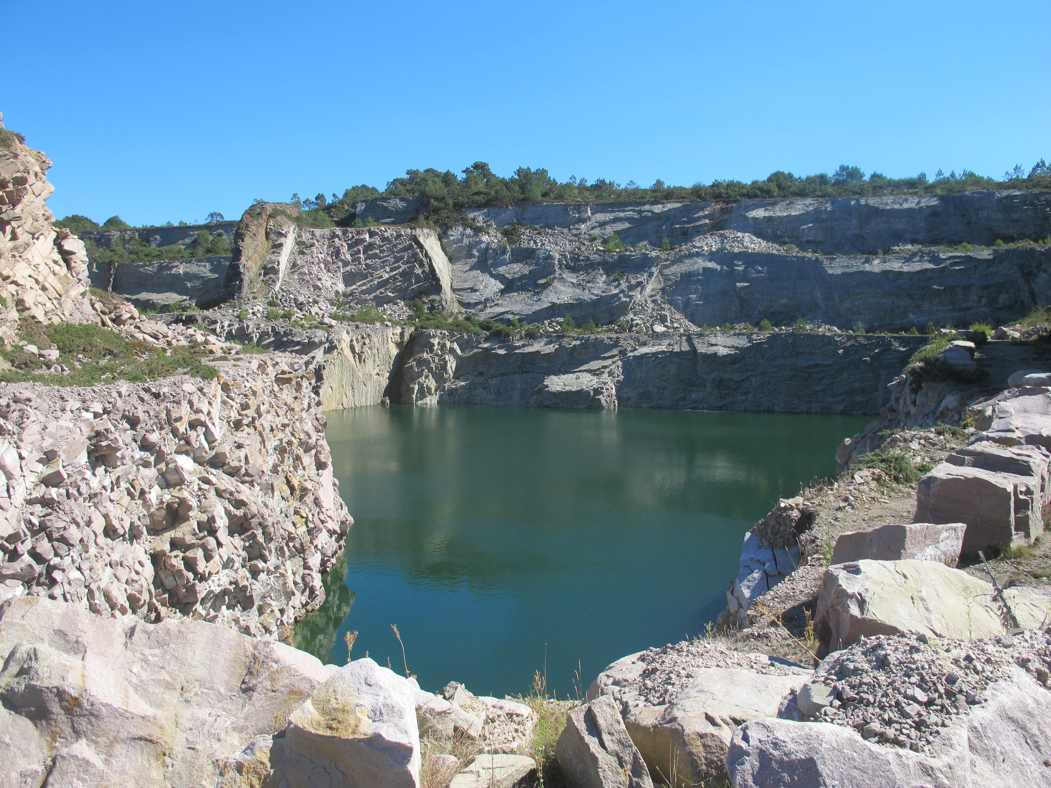 JY Chatellier - Alveole de Courcoux - Piscine gargantuesque.JPG