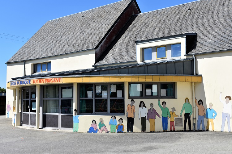 Ecole-a750.jpg