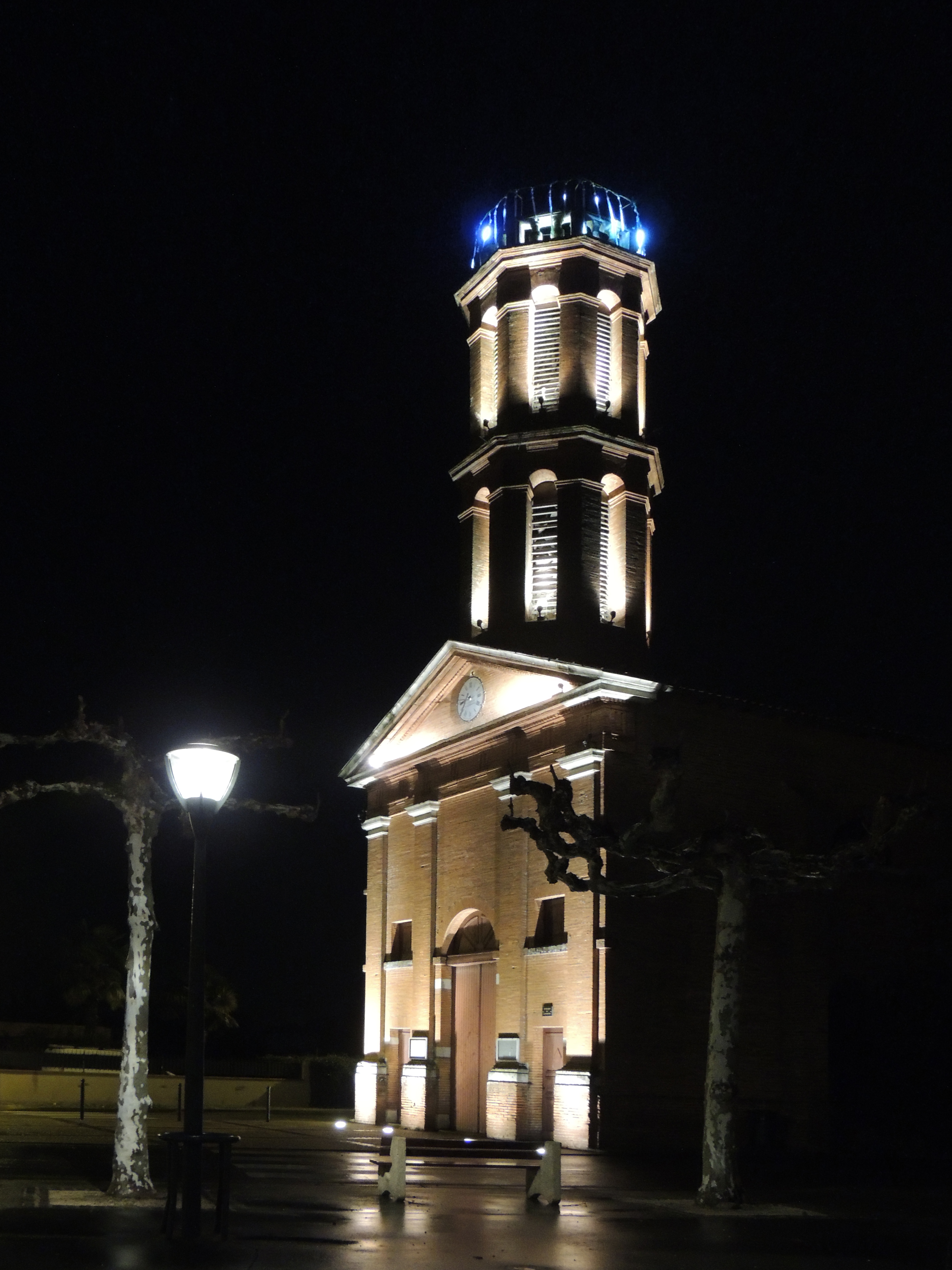 Eglise de nuit _3_ corrigé.jpg