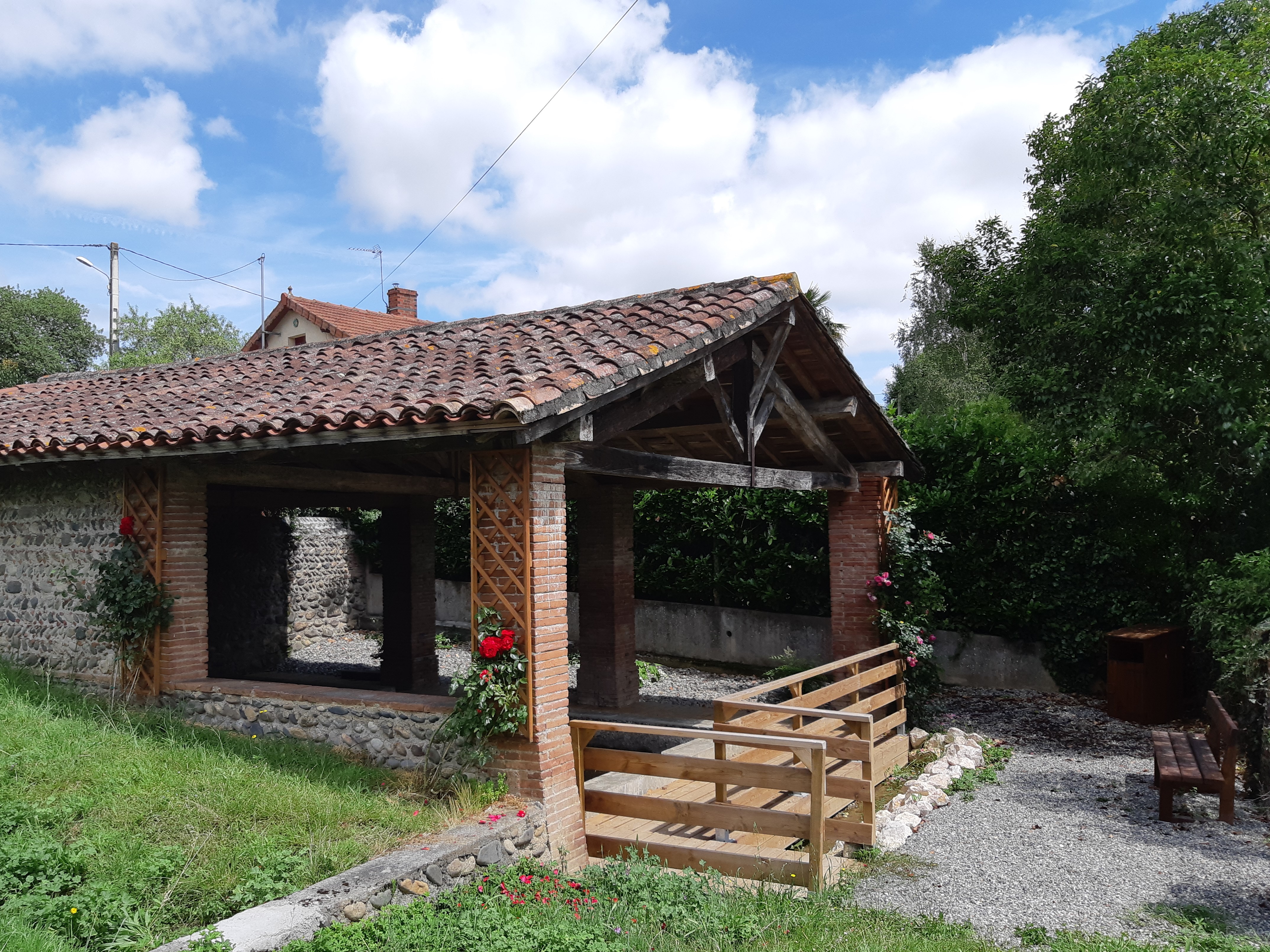 Lavoir - Route de Carbonne après.jpg