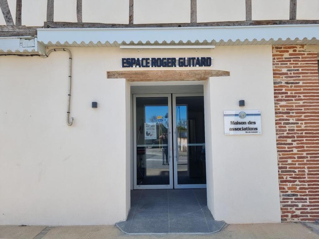 Maison assos inauguration _1_.jpg