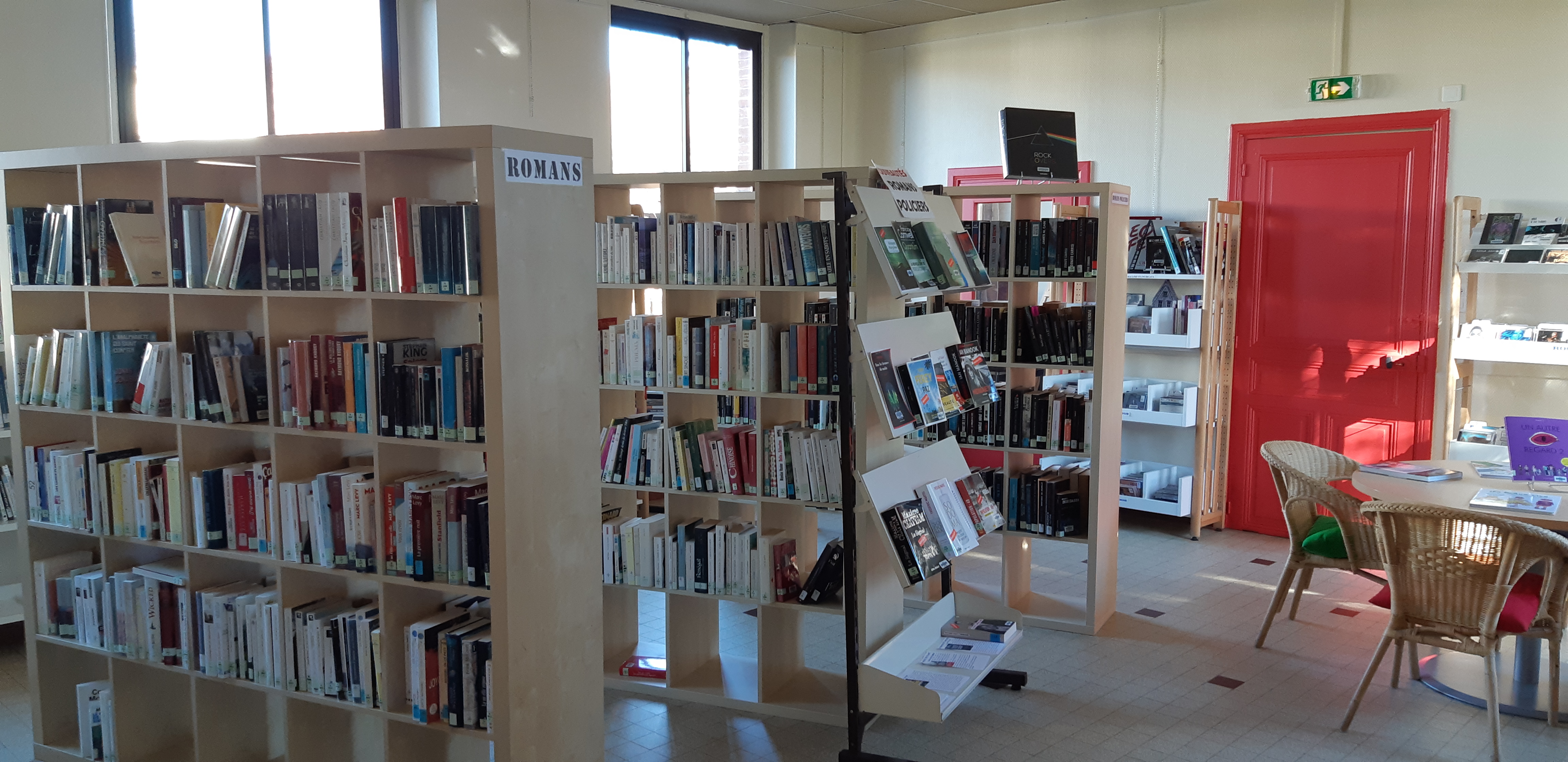 Médiathèque intérieur - 3.jpg