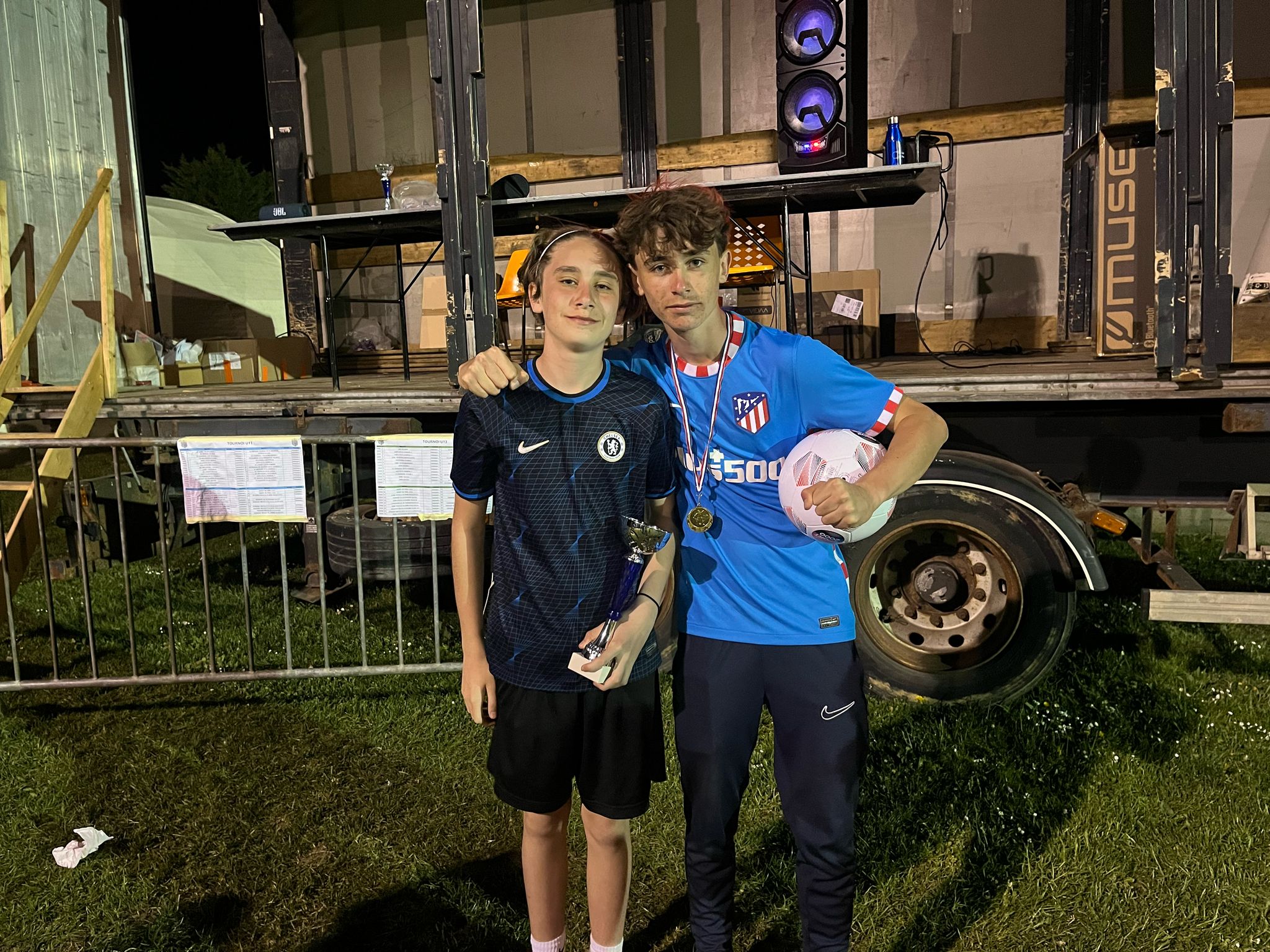 WhatsApp Image 2025-04-06 à 17.45.10_54a512d4.jpg