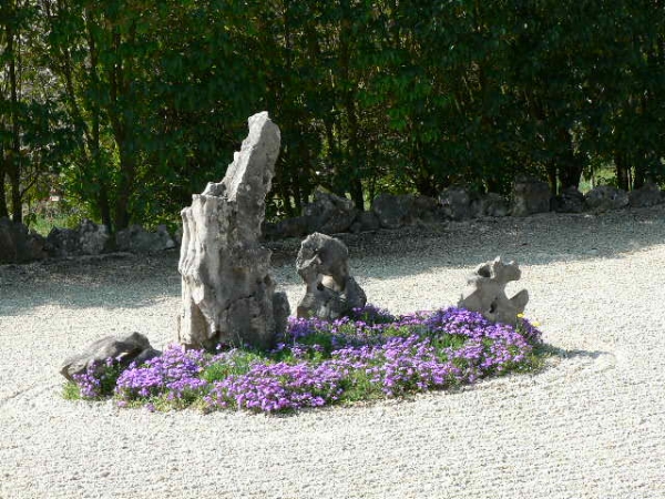 jardin zen.jpg