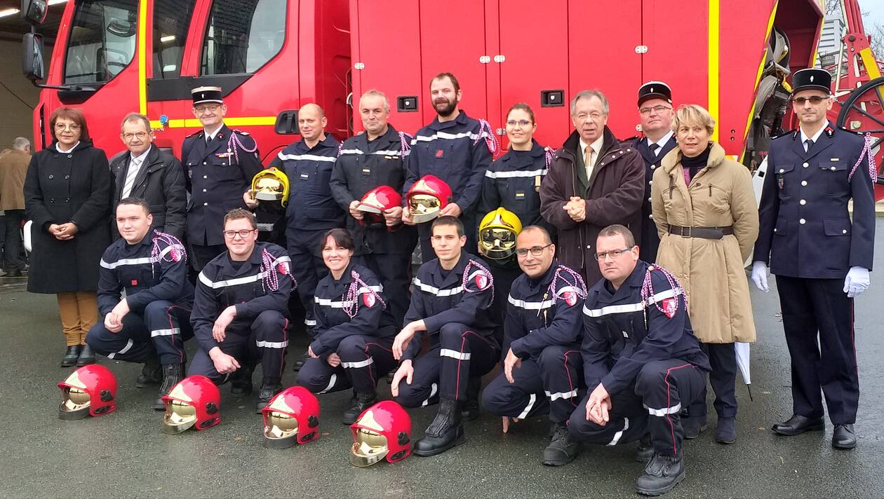 Sapeurs Pompiers de Bournezeau.jpg Sapeurs Pompiers de Bournezeau.jpg