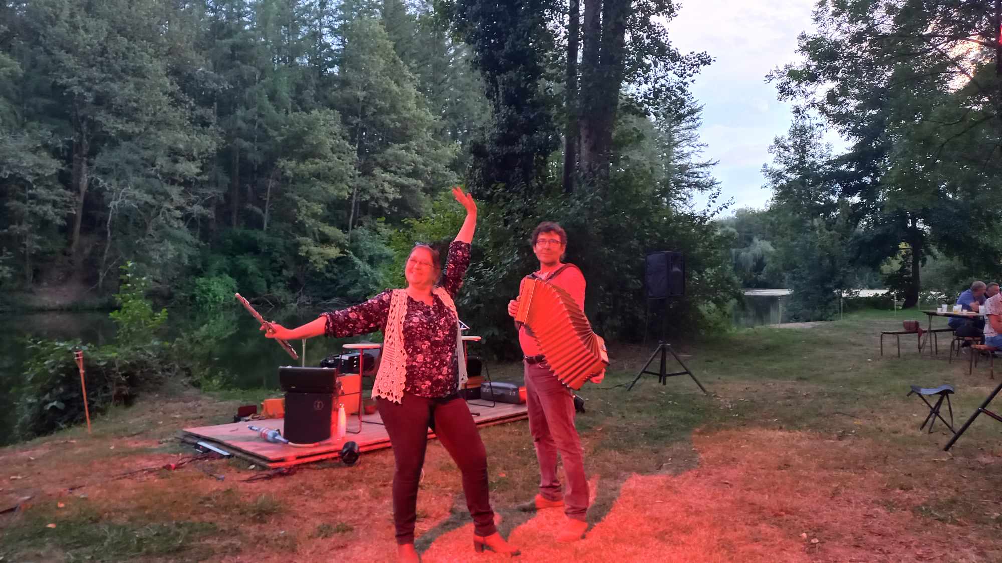 16/09/2023 journée du patrimoine : soirée guinguette au Grand Bateau