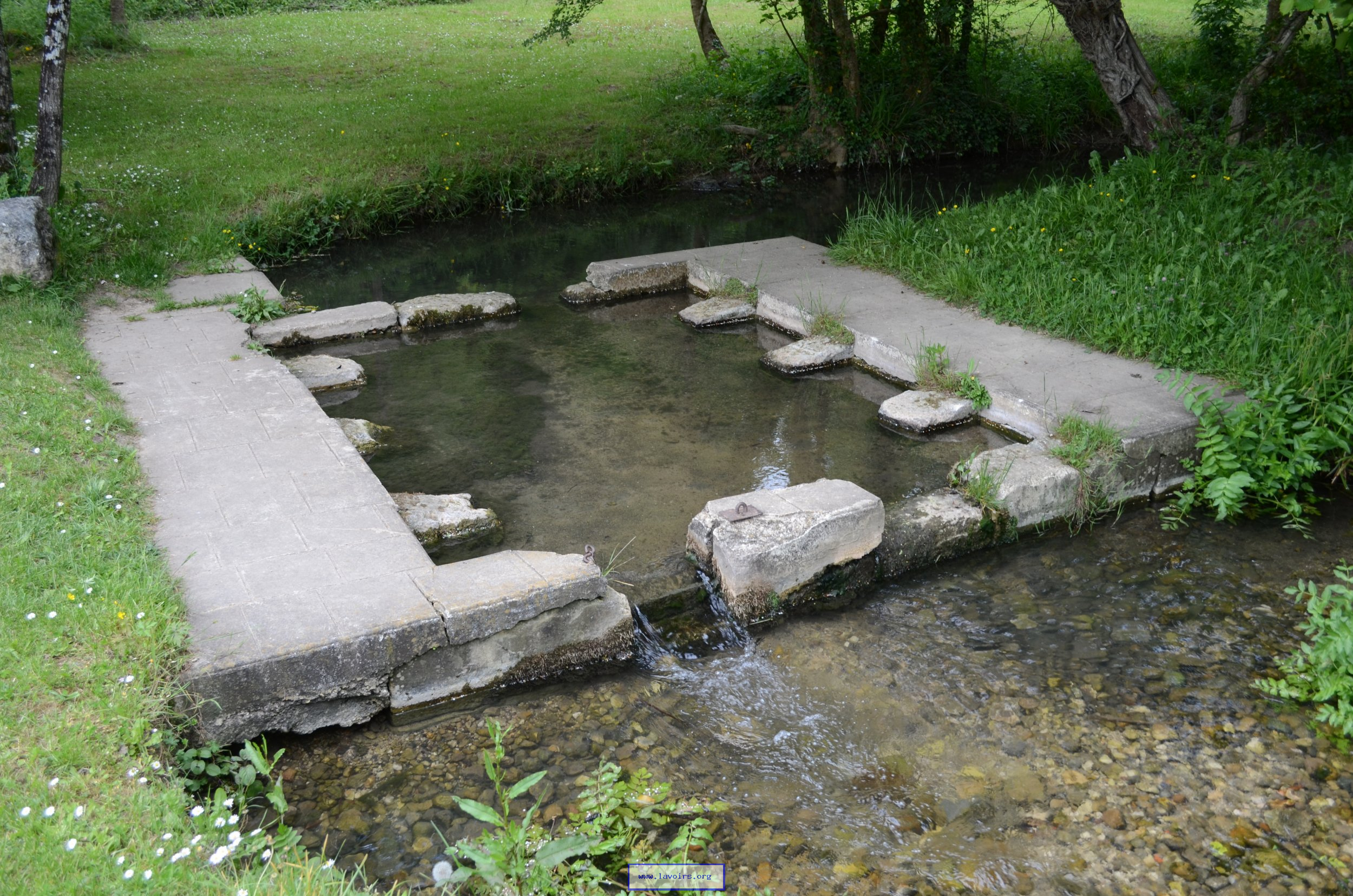 Lavoir de l_escambouille.jpg