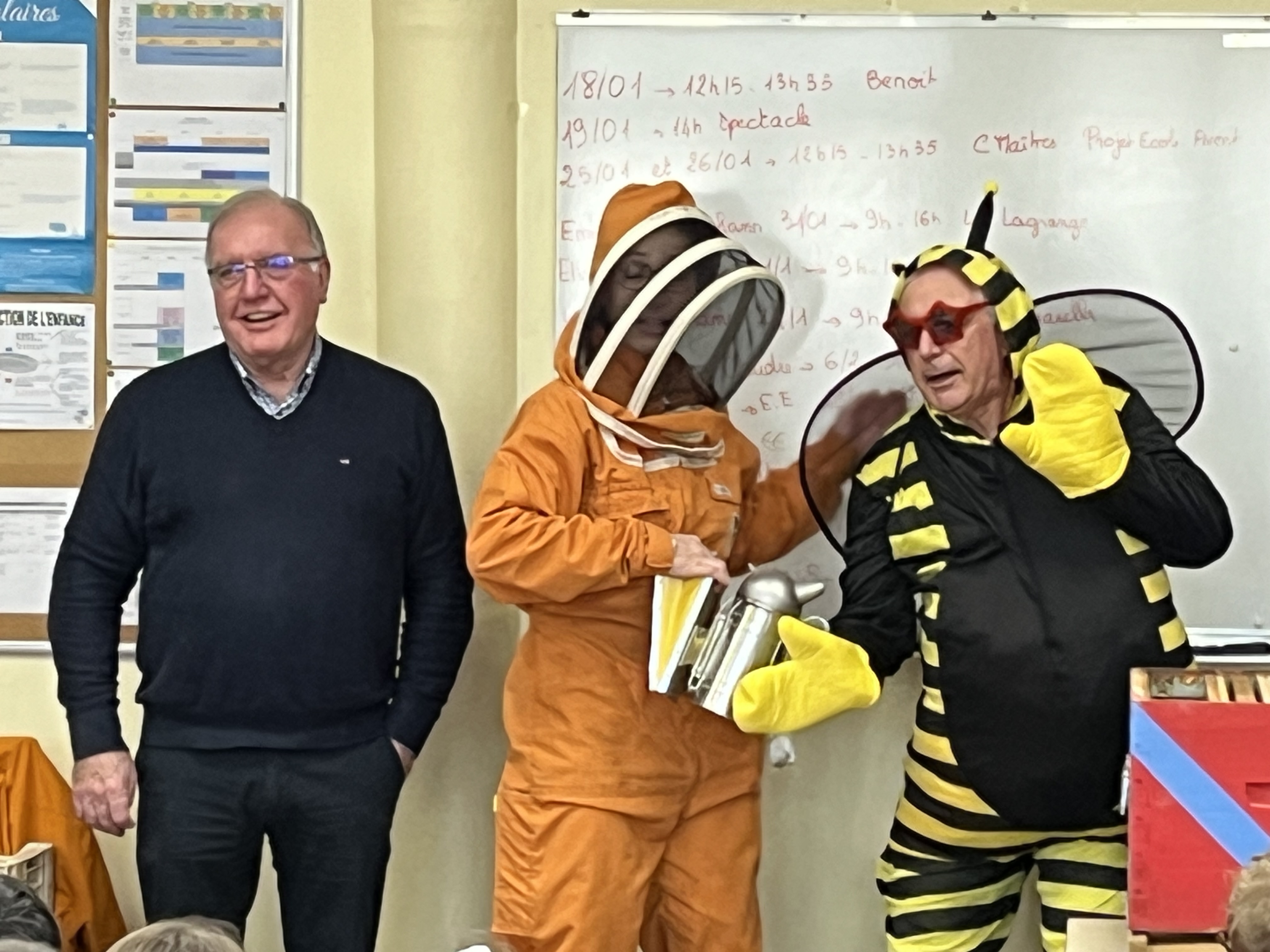 Miel à l_école 1.jpeg