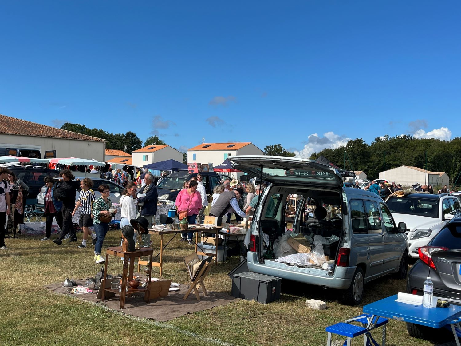 Brocante FC 6.jpg