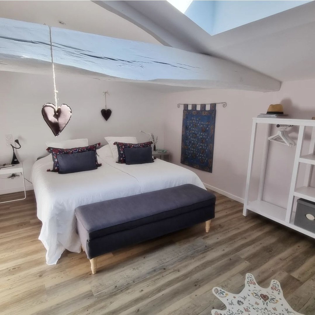 La loge du grand cèdre 1.jpg